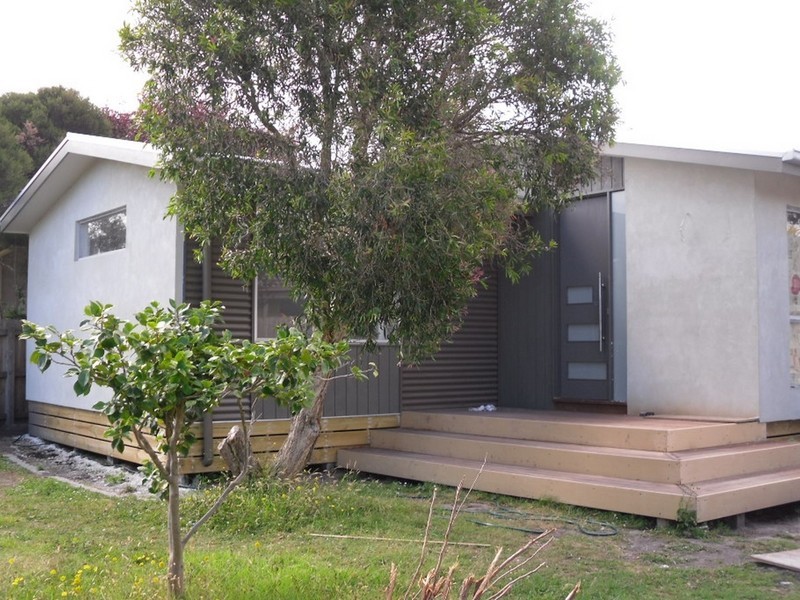 3 Bruce Street, Inverloch VIC 3996
