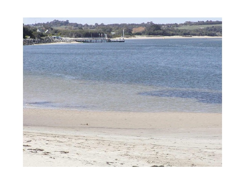 15 Hillside Avenue, Inverloch VIC 3996