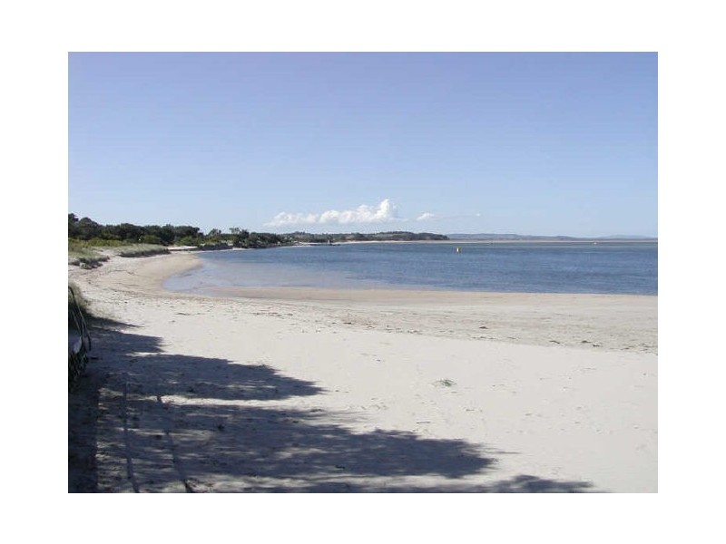 15 Hillside Avenue, Inverloch VIC 3996