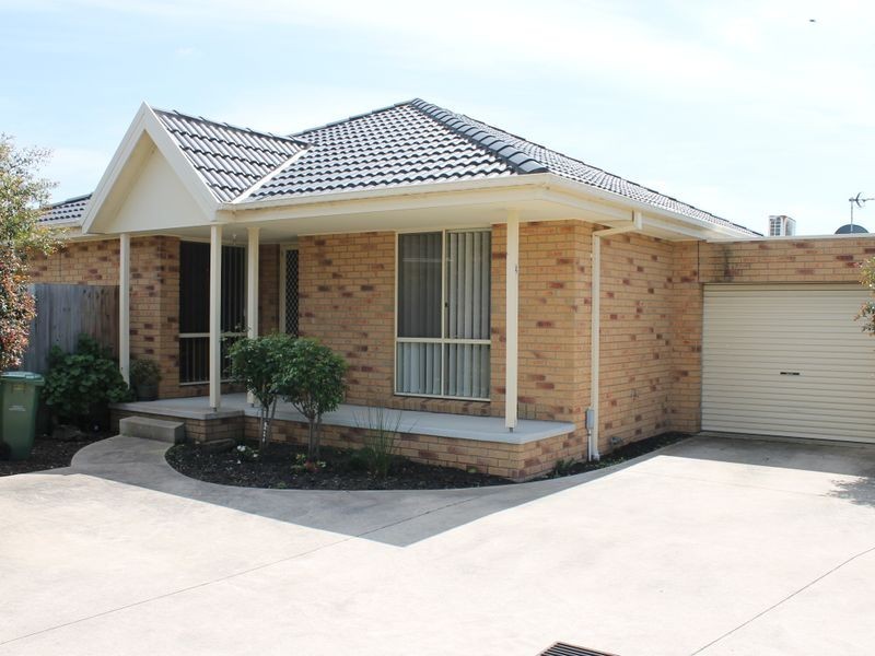 4/29-31 Ullathornes Road, Inverloch VIC 3996