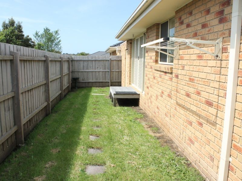 4/29-31 Ullathornes Road, Inverloch VIC 3996