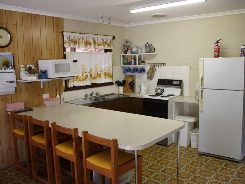 80 Bayview Avenue, Inverloch VIC 3996