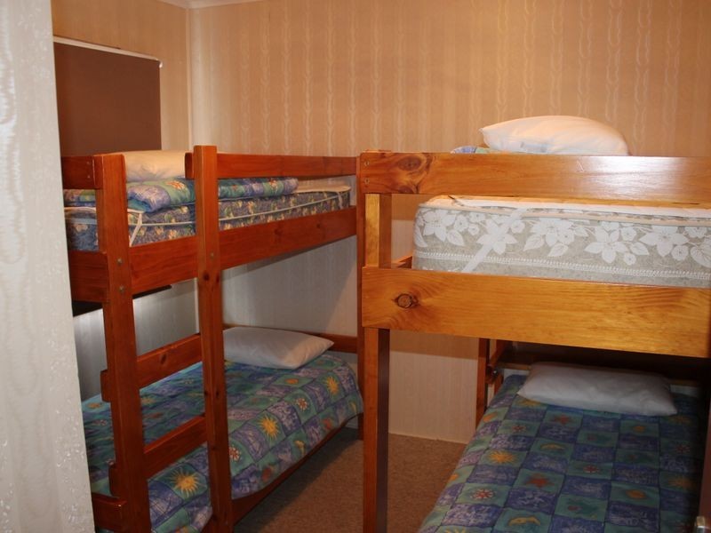 80 Bayview Avenue, Inverloch VIC 3996