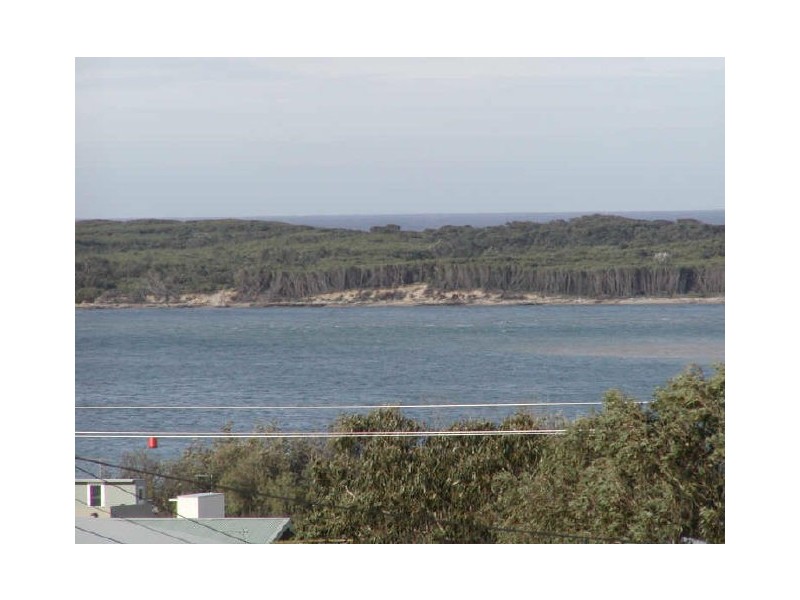 32 Bruce Street, Inverloch VIC 3996