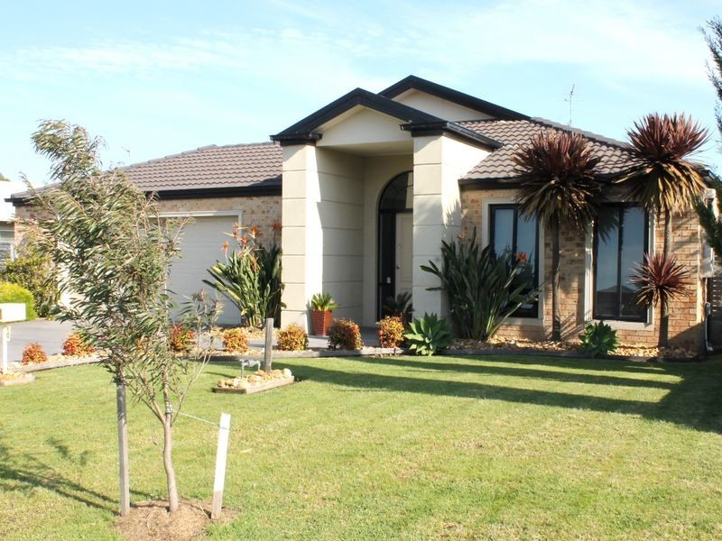 10 Royal Parade, Inverloch VIC 3996