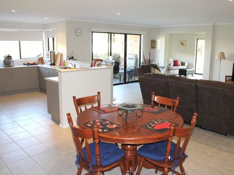 10 Royal Parade, Inverloch VIC 3996