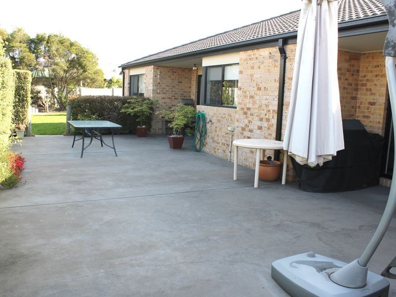 10 Royal Parade, Inverloch VIC 3996