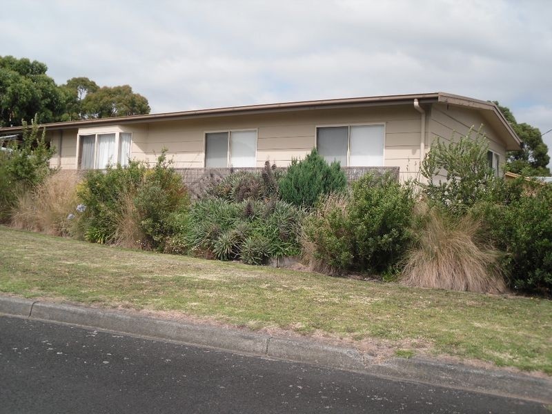 1 Alwyn Court, Inverloch VIC 3996