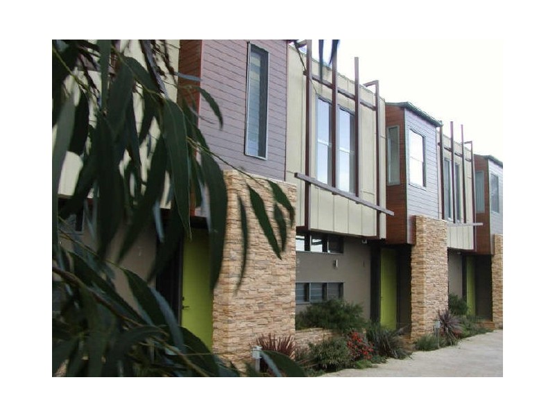 2/14-16 Cuttriss Street, Inverloch VIC 3996