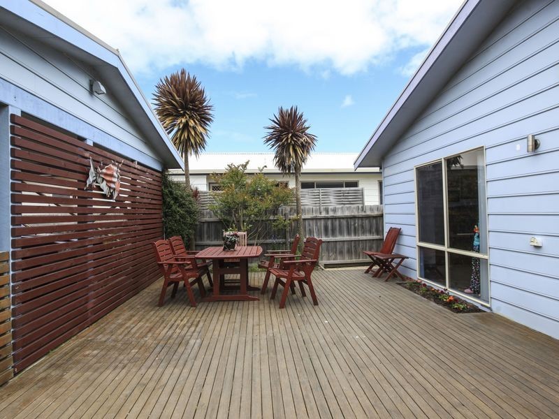 41 Tamara Crescent, Inverloch VIC 3996