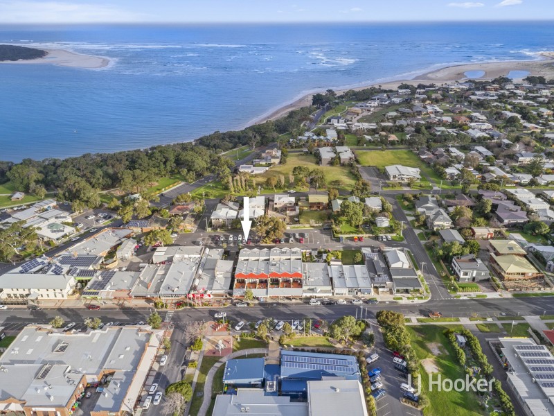 Unit 1/20 Beaton Place, Inverloch VIC 3996