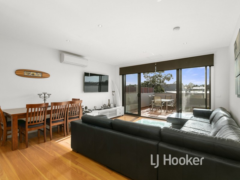 Unit 1/20 Beaton Place, Inverloch VIC 3996