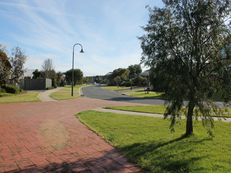 66 Beachcomber Drive, Inverloch VIC 3996