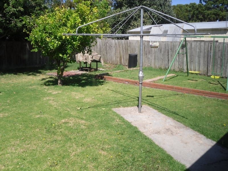 1A Stewart Street, Inverloch VIC 3996