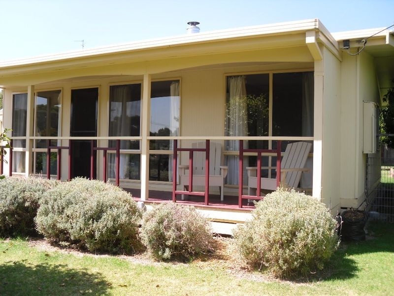 1A Stewart Street, Inverloch VIC 3996