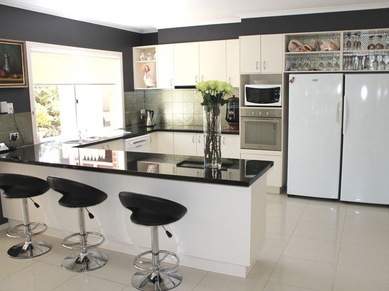 65 Woodland Heath Drive, Inverloch VIC 3996