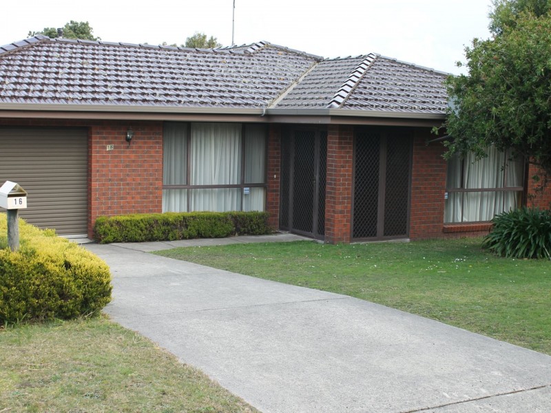 16 Kenneth Street, Inverloch VIC 3996