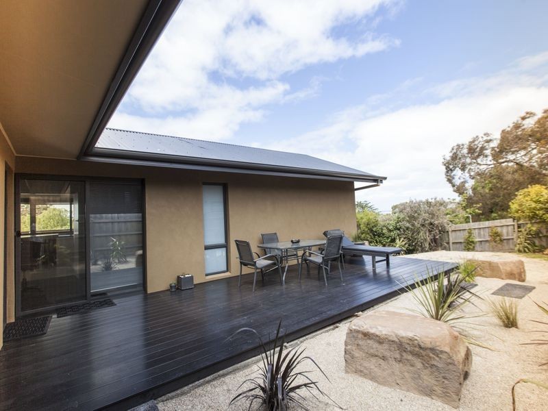 10 Hillside Avenue, Inverloch VIC 3996