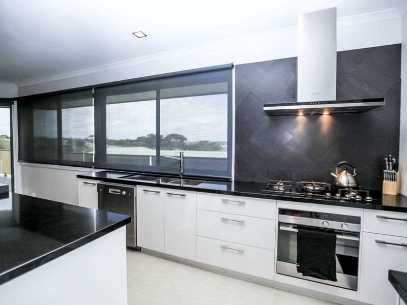 10 Hillside Avenue, Inverloch VIC 3996