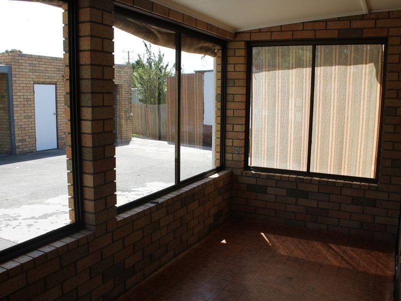 75 Sandymount Avenue, Inverloch VIC 3996