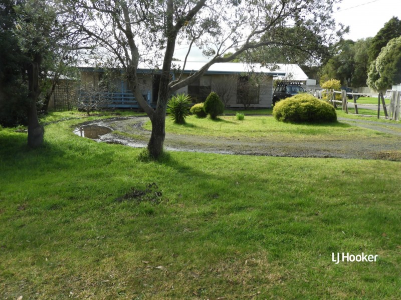 34 Powlett Street, Inverloch VIC 3996