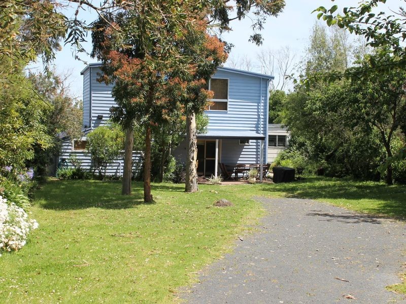 1/42 Bayview Avenue, Inverloch VIC 3996