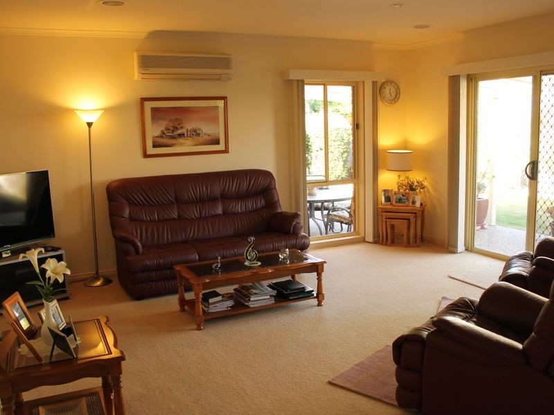 4 Manna Gum Close, Inverloch VIC 3996