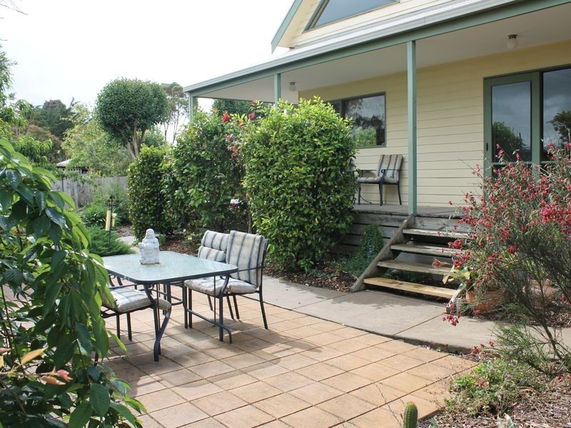 10 Alwyn Court, Inverloch VIC 3996
