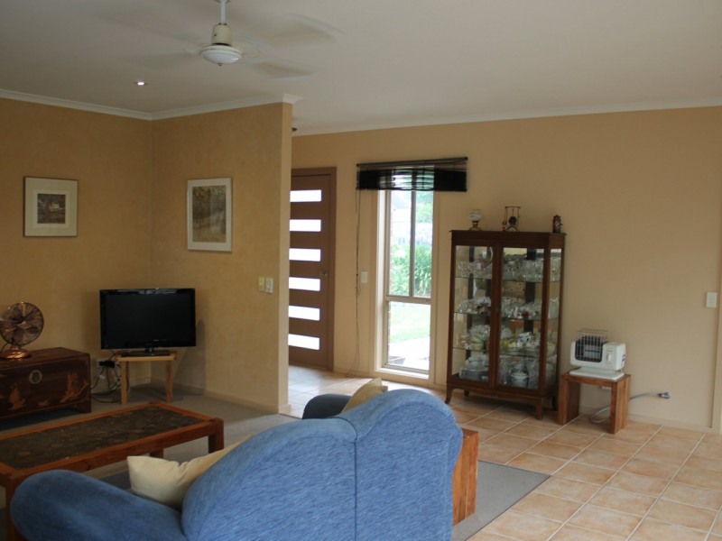 6 Manna Gum Close, Inverloch VIC 3996