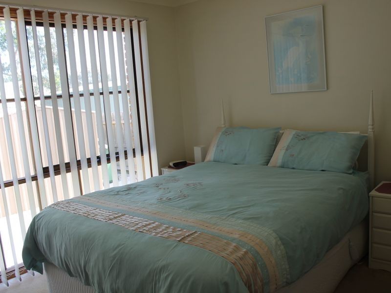 4 Heather Grove, Inverloch VIC 3996