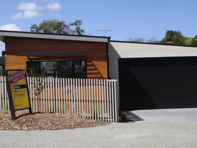 12 Murray Place, Inverloch VIC 3996