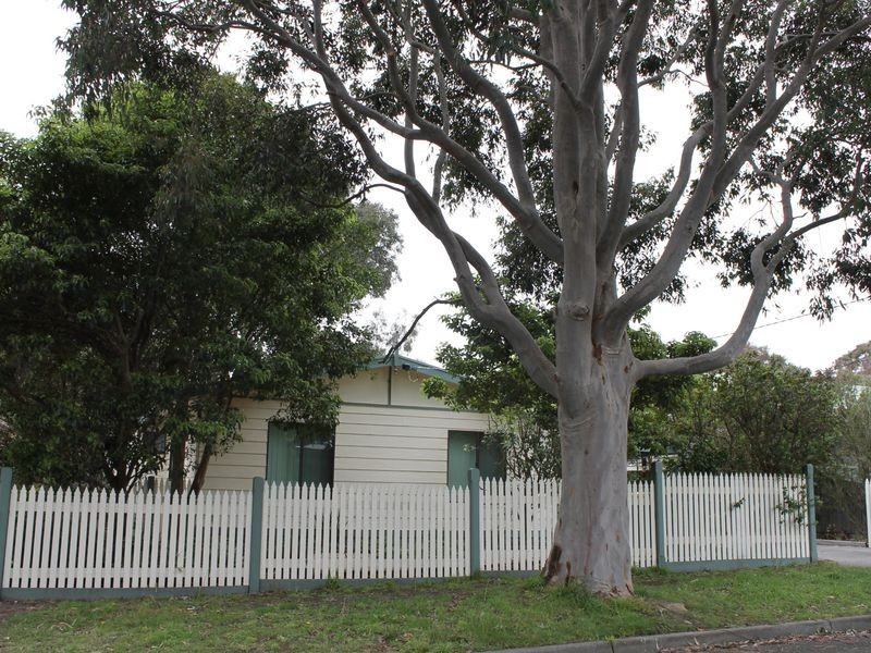 6 John Street, Inverloch VIC 3996