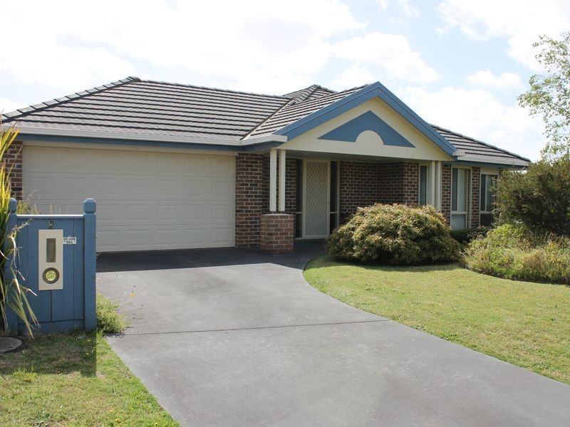8 Woodland Heath Drive, Inverloch VIC 3996