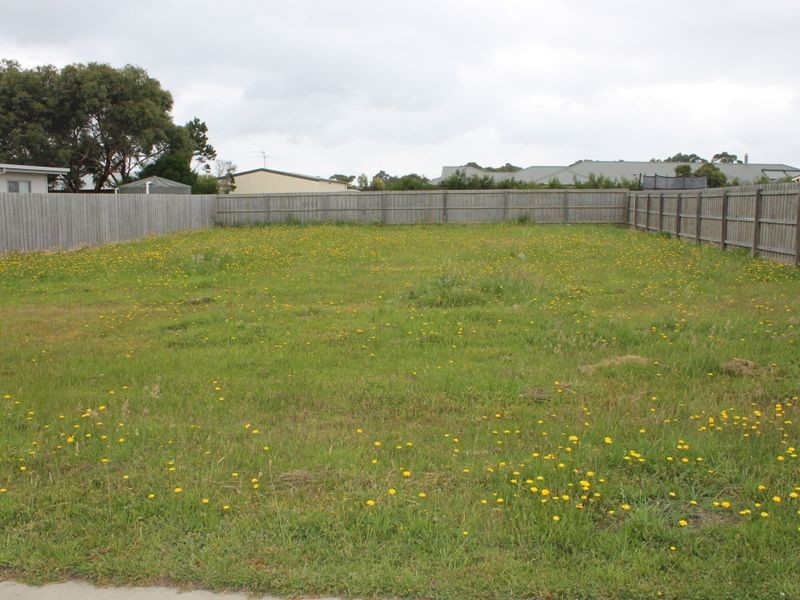 6 Honeyeater Circuit, Inverloch VIC 3996