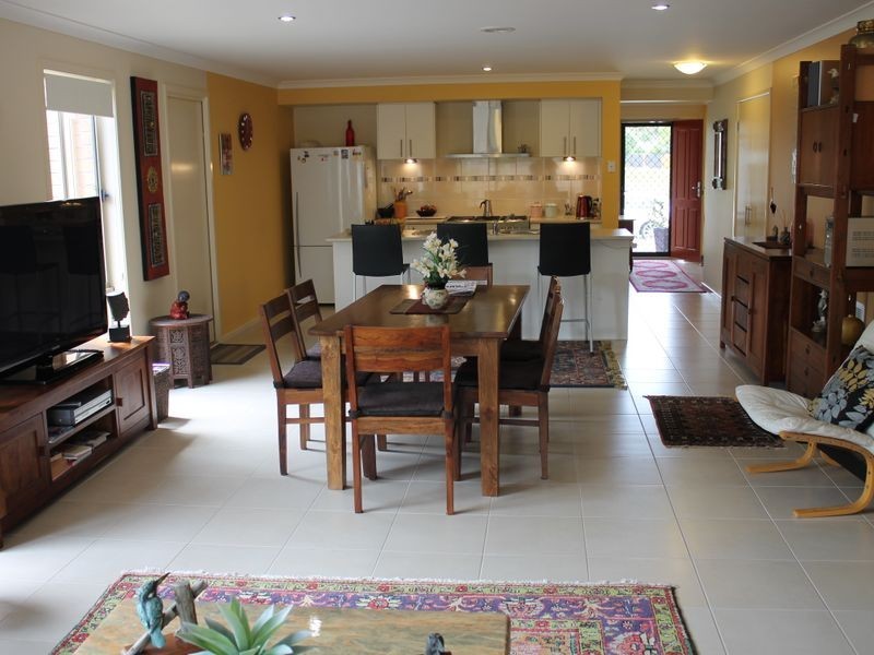 2 Goodenia Place, Inverloch VIC 3996