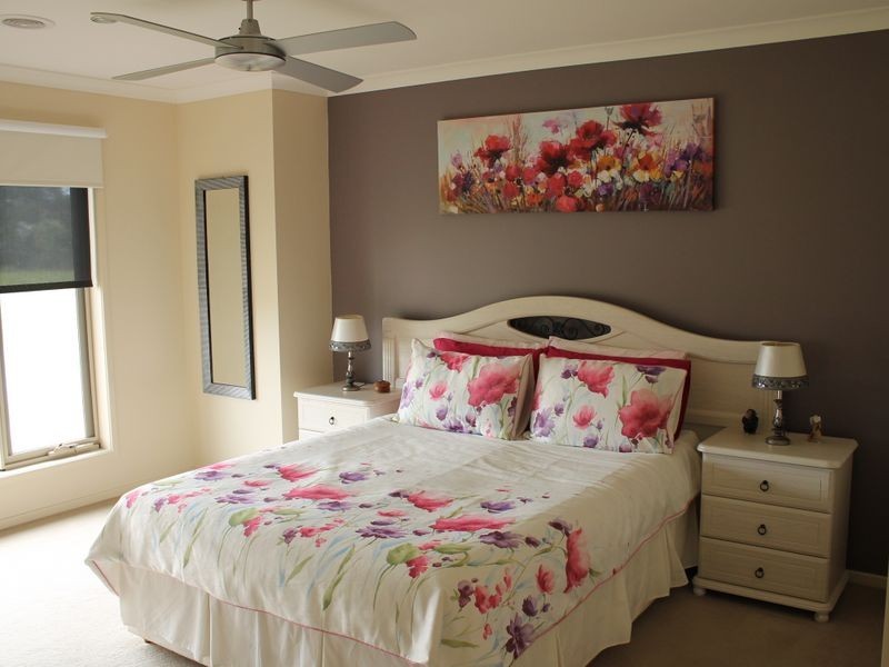 2 Goodenia Place, Inverloch VIC 3996