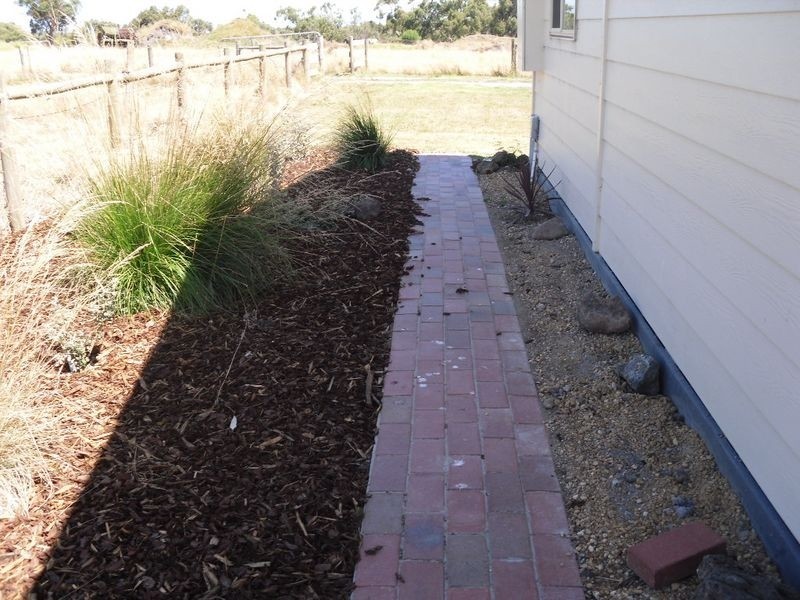 Inverloch Rd, Inverloch VIC 3996