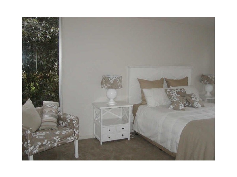 Unit 1/5 Toorak Road, Inverloch VIC 3996