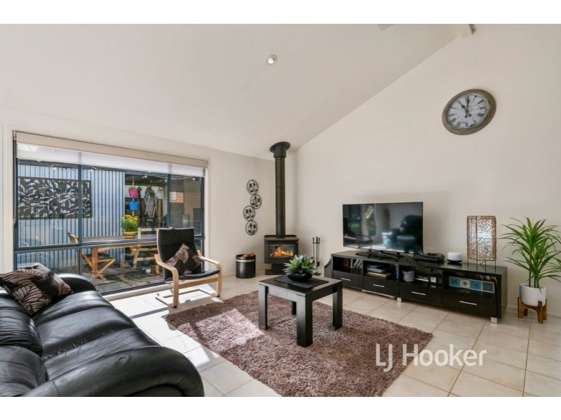 21 Tamara Crescent, Inverloch VIC 3996