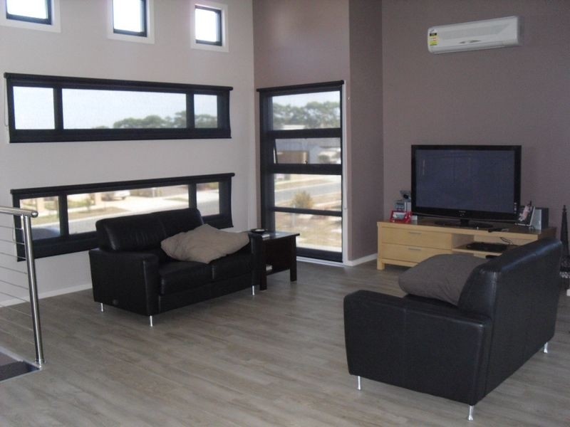 11 Endeavour Place, Inverloch VIC 3996