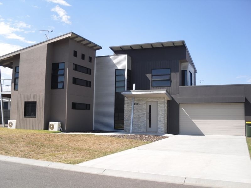 11 Endeavour Place, Inverloch VIC 3996