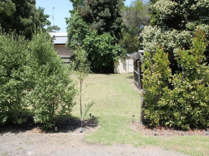 22 Bruce Street, Inverloch VIC 3996