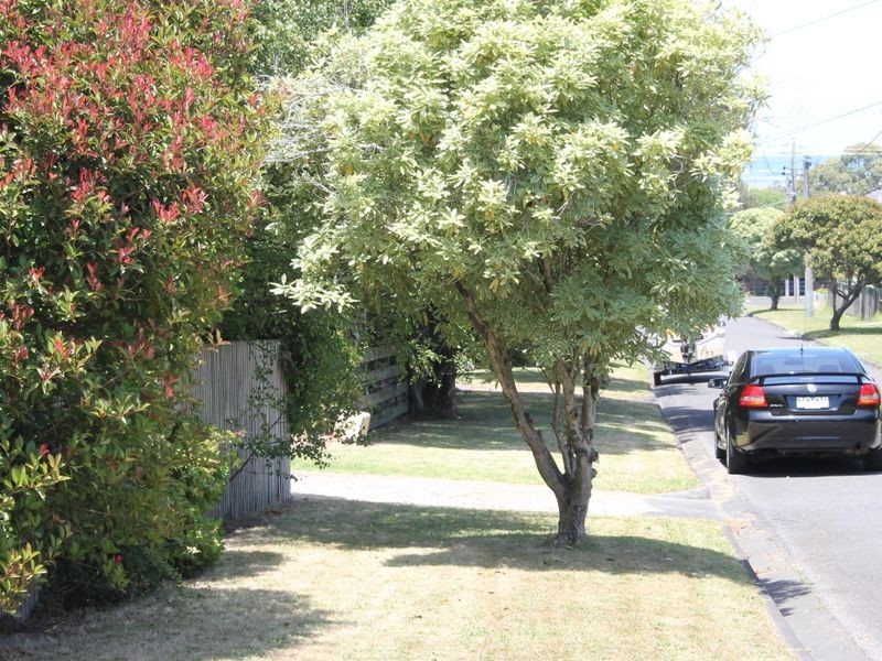 22 Bruce Street, Inverloch VIC 3996