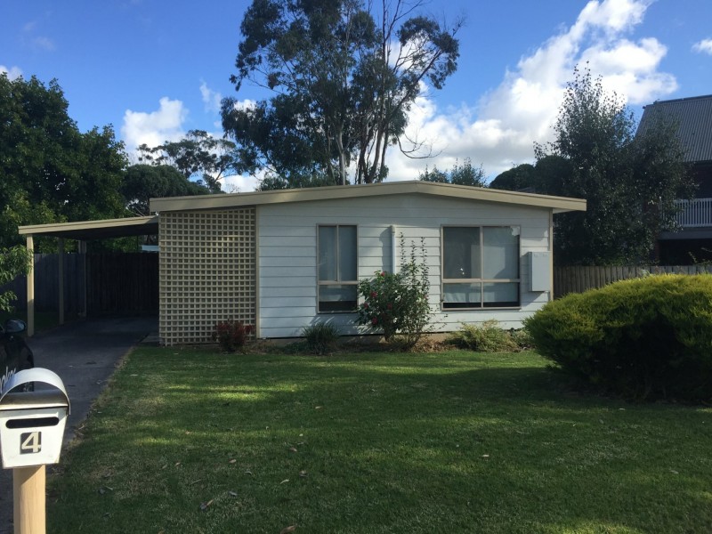 4 Kennards Court, Inverloch VIC 3996