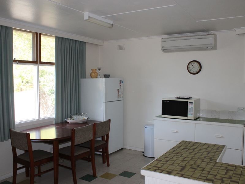 9 Beilby Avenue, Inverloch VIC 3996