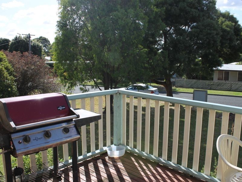 9 Beilby Avenue, Inverloch VIC 3996