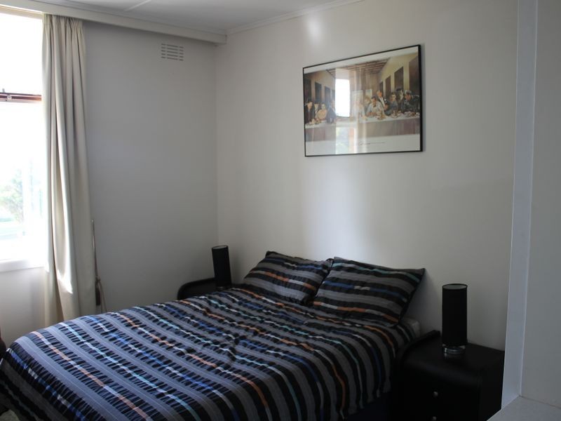 9 Beilby Avenue, Inverloch VIC 3996