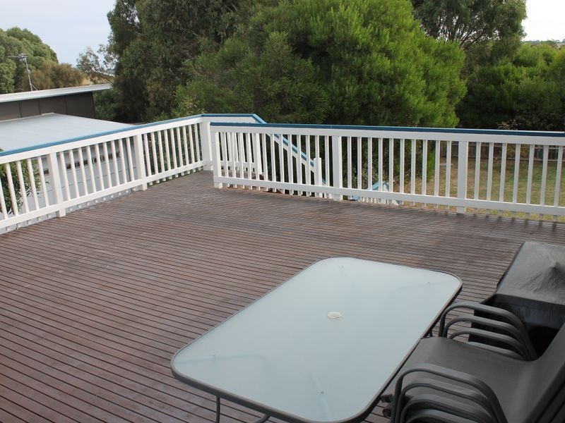 74 Tamara Crescent, Inverloch VIC 3996