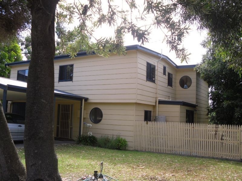 42 Beilby Avenue, Inverloch VIC 3996