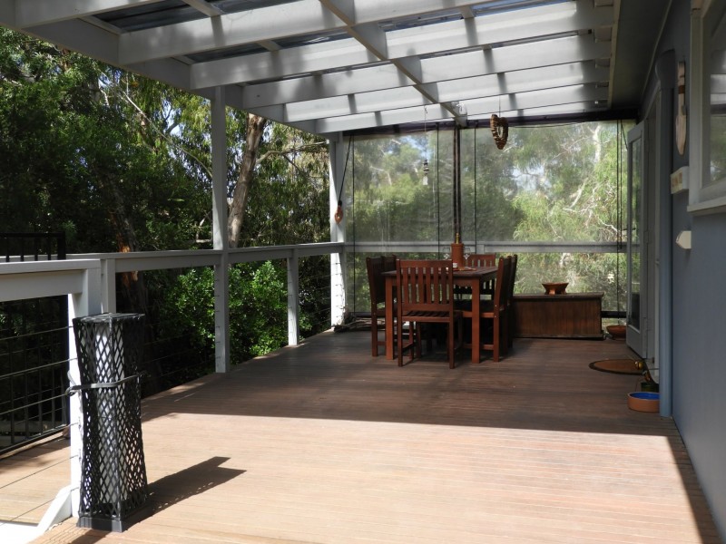 24 Nautilus Road, Inverloch VIC 3996